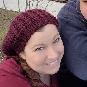 Meet your Posher, Stephanie